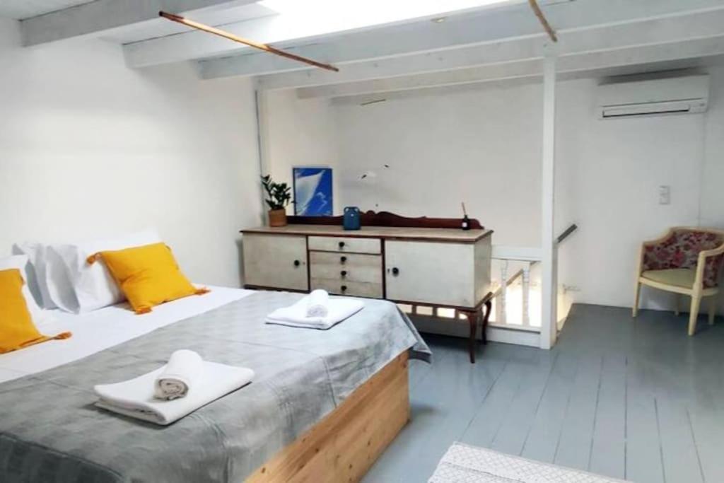 Town House With Rooftop Jacuzzi Rhodes City Exterior foto
